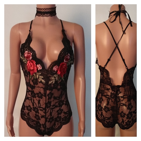 Rose embroidery lace bodysuit. - Picture 2 of 5